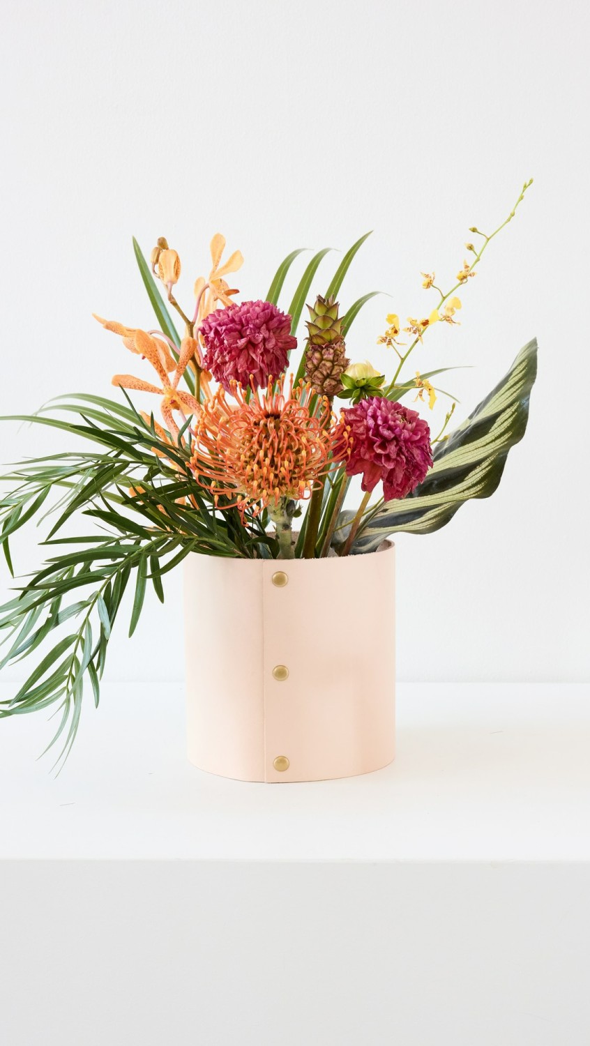 Small Leather Rivet Vase  |  Décor Décor Décor